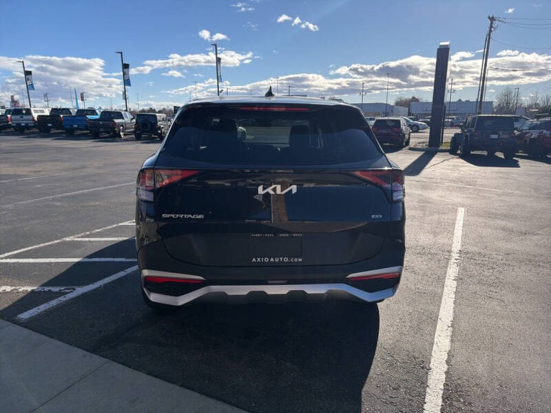 2024 Kia Sportage LX