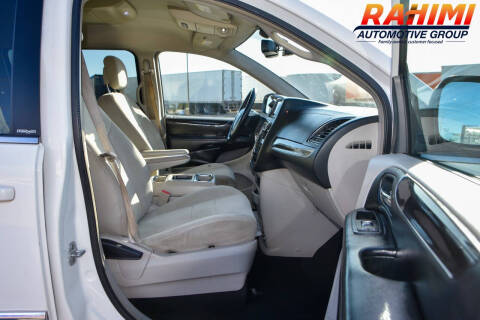 2012 Chrysler Town and Country Touring