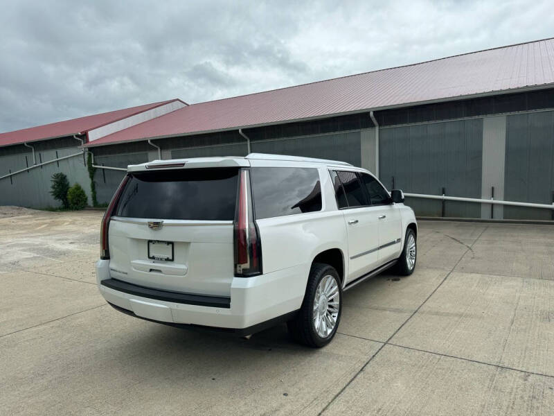 2016 Cadillac Escalade ESV Platinum
