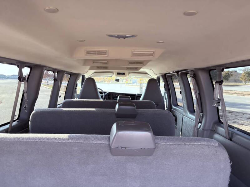 2016 Chevrolet Express LT 3500