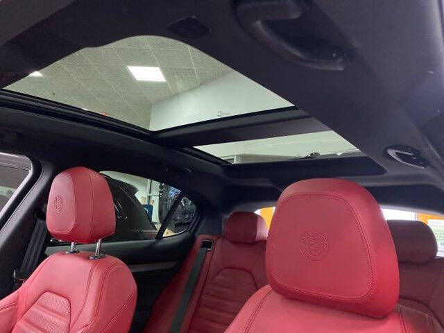 2024 Alfa Romeo Stelvio Ti