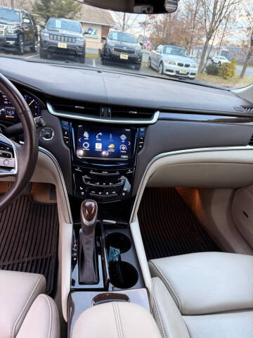 2014 Cadillac XTS Luxury Collection