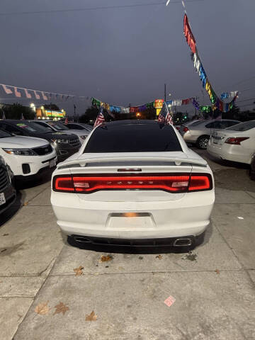 2014 Dodge Charger SXT Plus