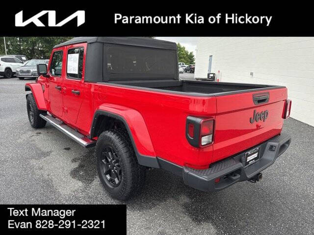 2022 Jeep Gladiator Willys