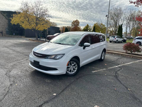 2017 Chrysler Pacifica Touring