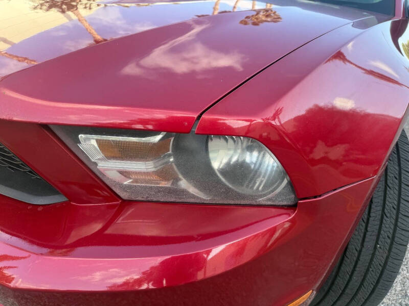 2010 Ford Mustang V6