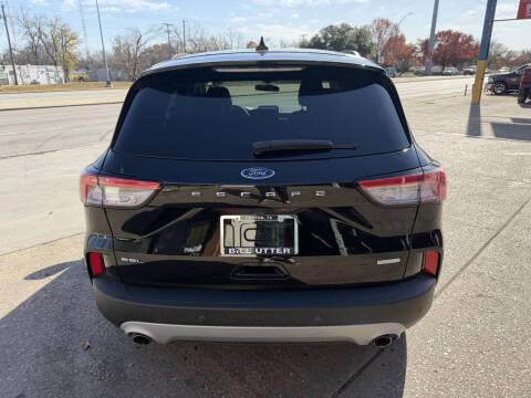 2020 Ford Escape SEL