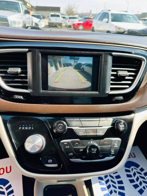 2021 Chrysler Voyager LXi