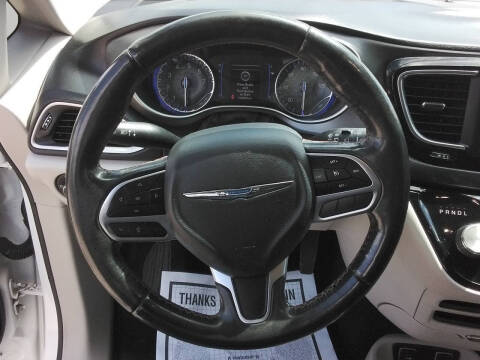 2020 Chrysler Pacifica Touring L