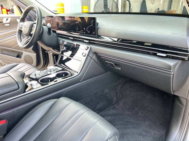 2025 Genesis GV80 2.5T Standard