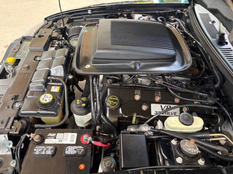 2003 Ford Mustang Mach 1 Premium