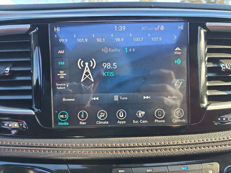 2020 Chrysler Pacifica Hybrid Limited Red S