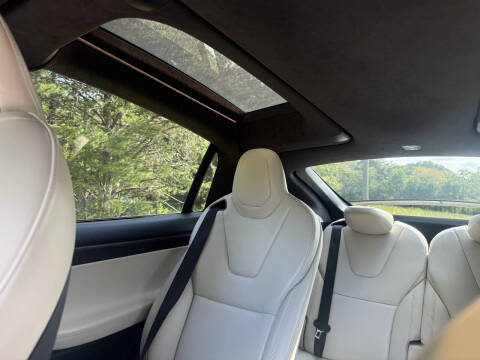 2021 Tesla Model X Long Range Plus