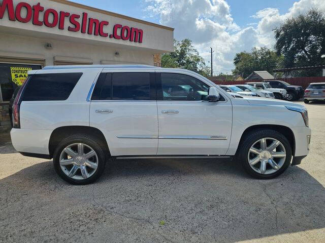 2016 Cadillac Escalade Platinum