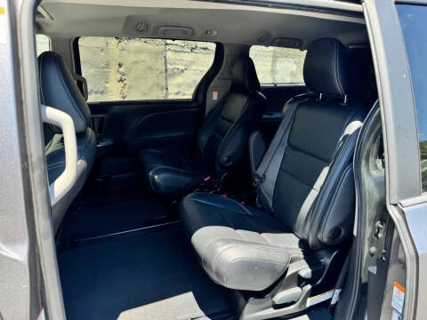 2017 Toyota Sienna