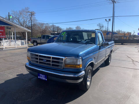 1992 Ford F-150 for sale at EAGLE AUTO SALES in Lindale TX