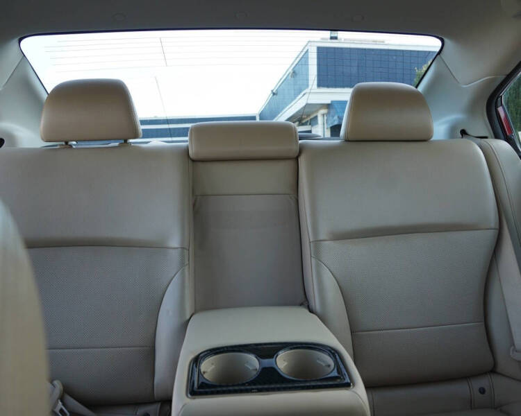 2016 Subaru Legacy 3.6R Limited