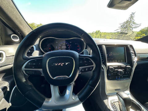 2016 Jeep Grand Cherokee SRT Night