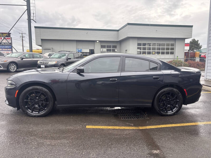 2017 Dodge Charger SE