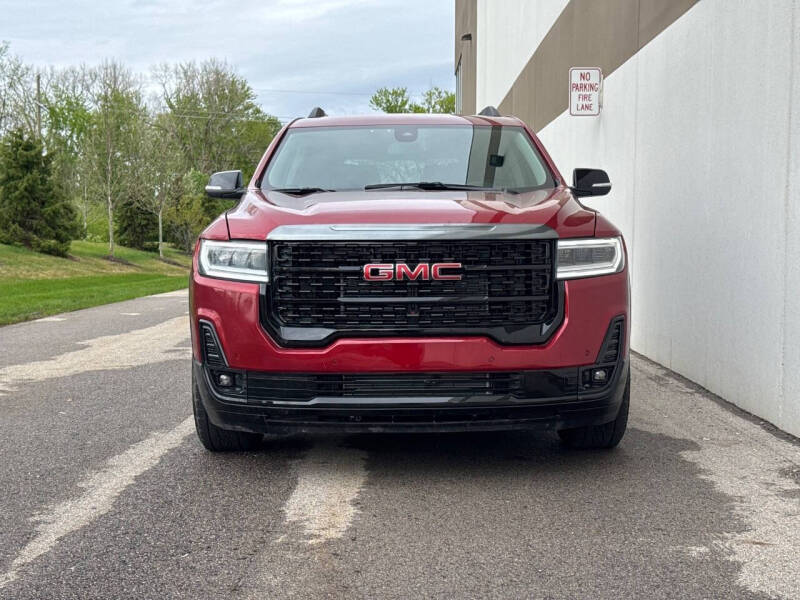 2023 GMC Acadia AT4