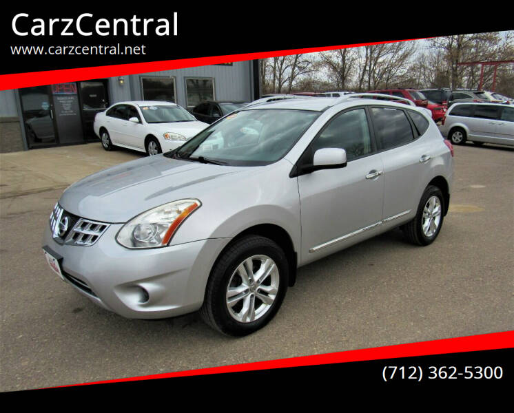 2013 Nissan Rogue for sale at CarzCentral in Estherville IA