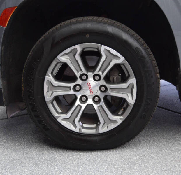 2021 GMC Yukon SLE