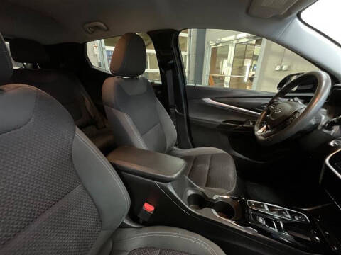 2023 Chevrolet Bolt EUV LT