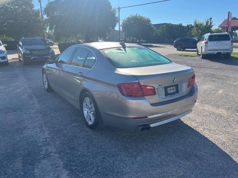 2013 BMW 5 Series 528i xDrive