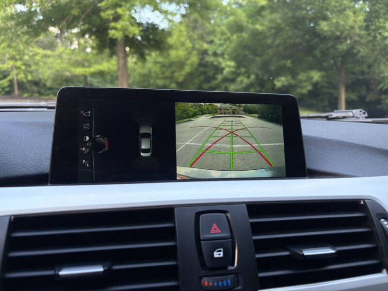 2017 BMW 3 Series 320i