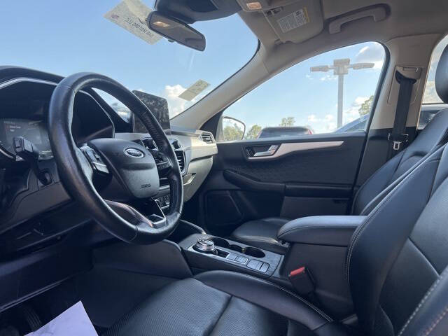 2020 Ford Escape SEL