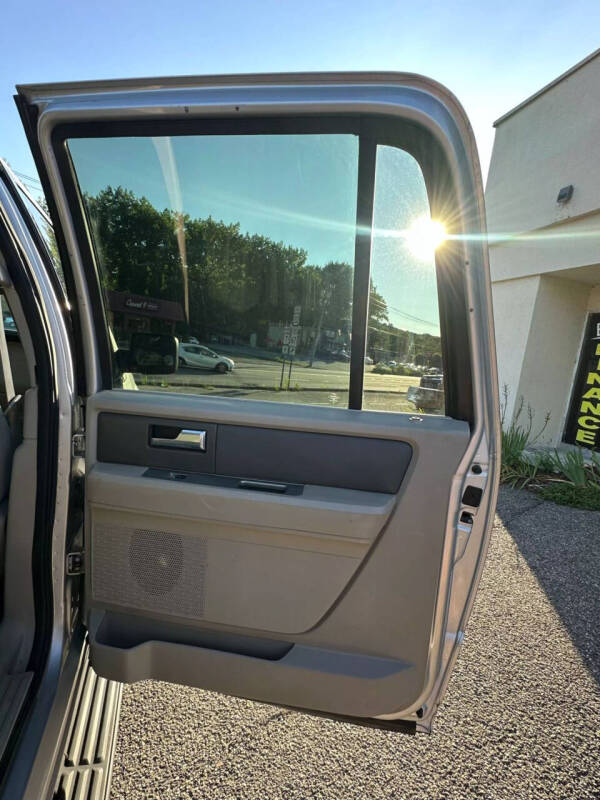 2011 Ford Expedition EL XL