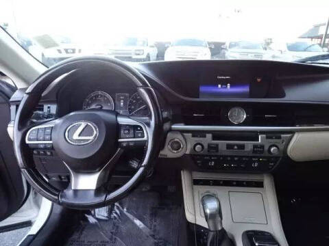2016 Lexus ES 350
