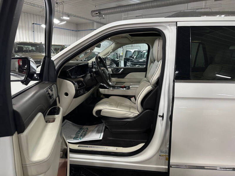 2023 Lincoln Navigator L Black Label