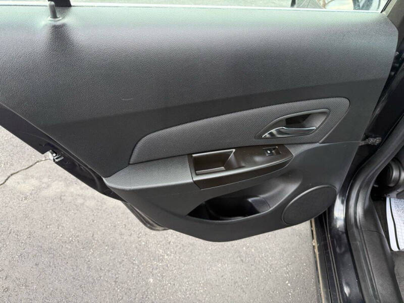 2012 Chevrolet Cruze LT Fleet