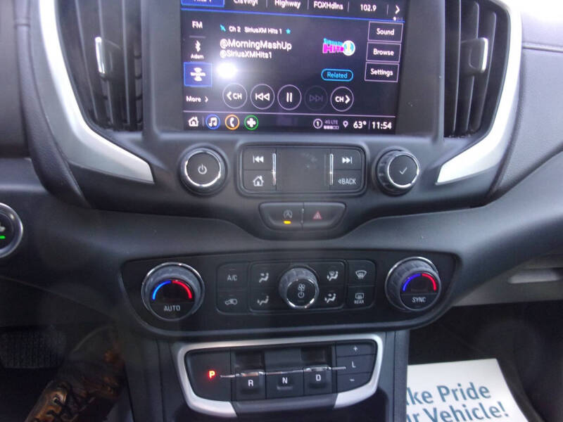 2023 GMC Terrain SLT