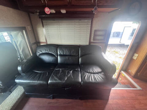 2007 Volvo Showhauler