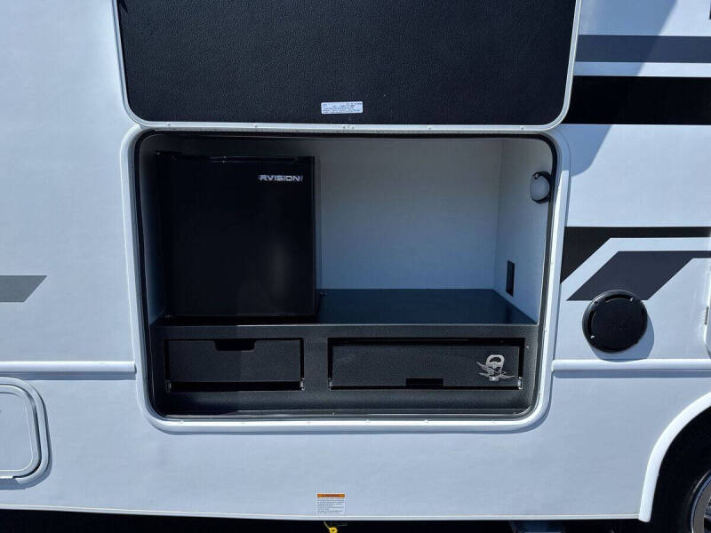 2027 Ford E-Series