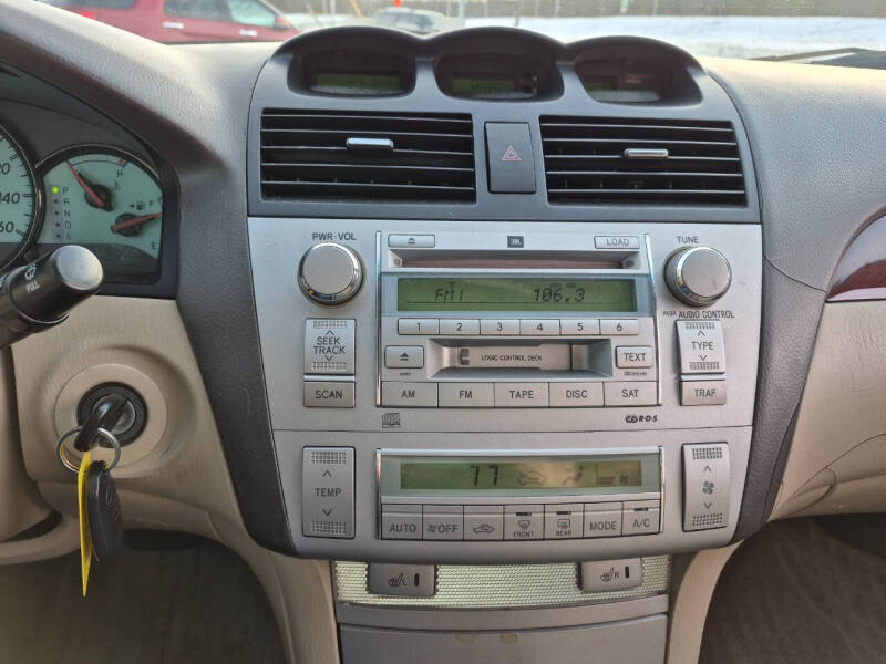 2004 Toyota Camry Solara SLE V6