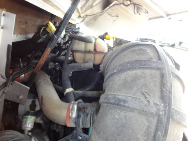 2005 Workhorse P42