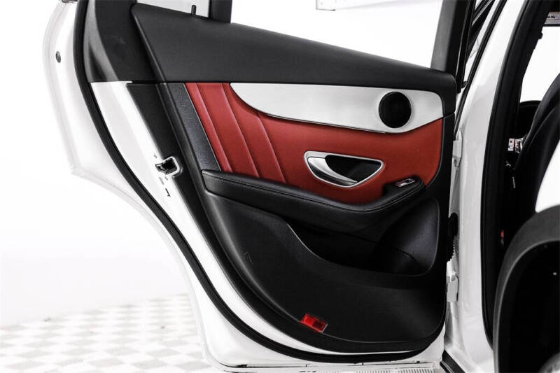 2022 Mercedes-Benz GLC GLC 300