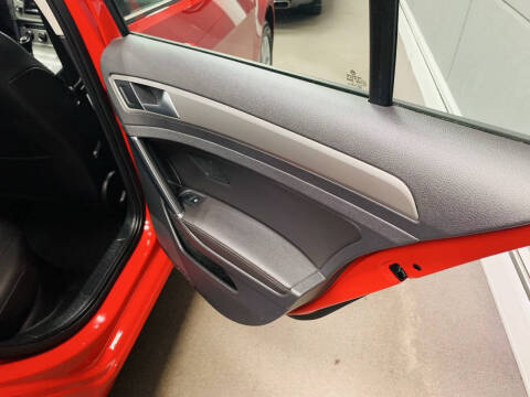 2015 Volkswagen Golf TSI S