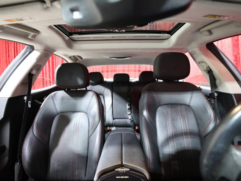 2017 Maserati Ghibli S