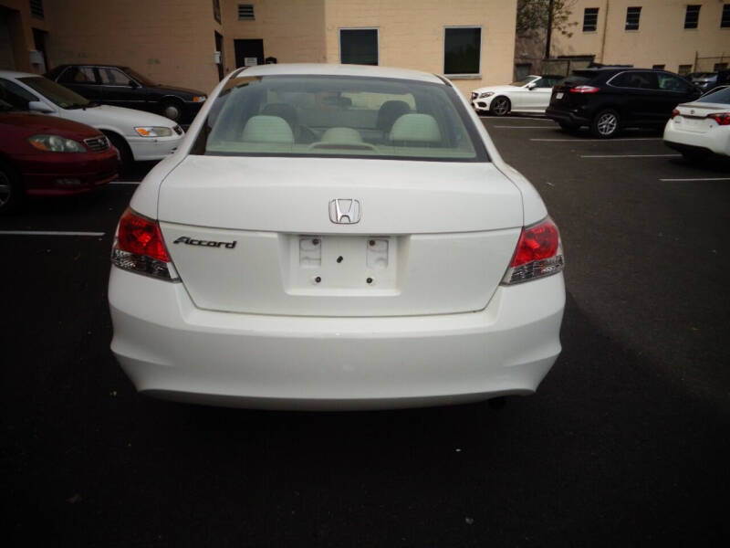 2009 Honda Accord LX-P photo 6