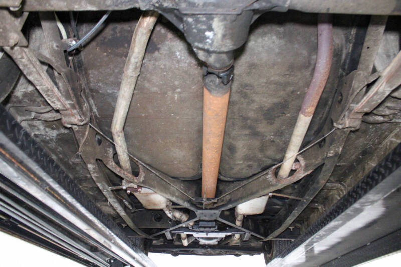 1953 Kaiser Manhattan