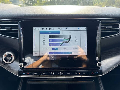 2024 Jeep Wagoneer L Series III