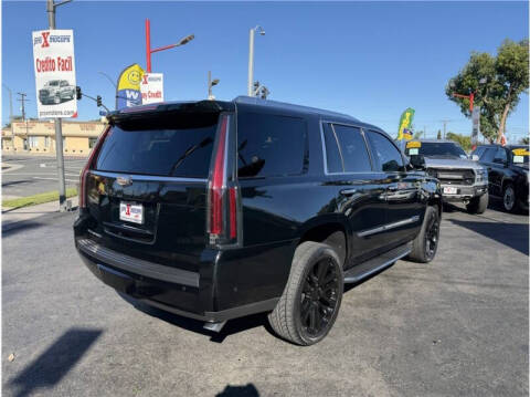 2017 Cadillac Escalade Luxury