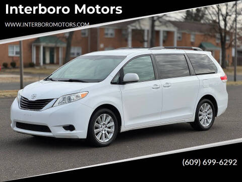 2012 Toyota Sienna LE 7-Passenger