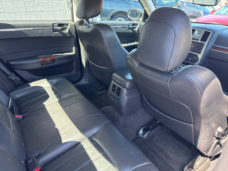 2010 Chrysler 300 C