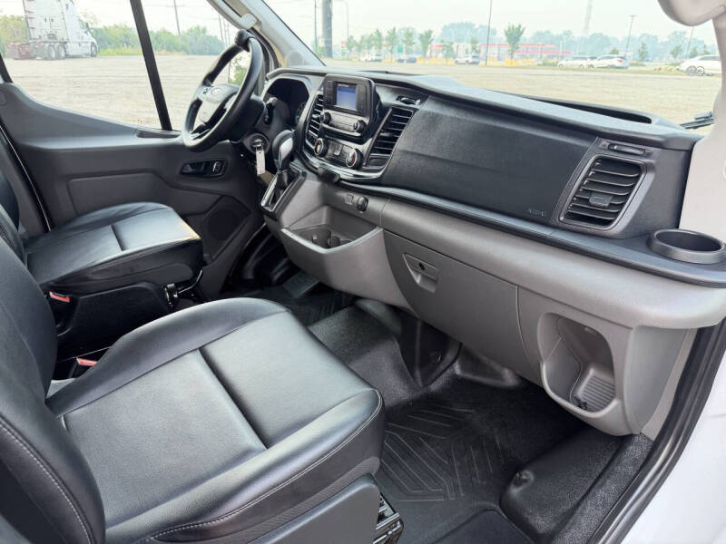 2023 Ford Transit 250