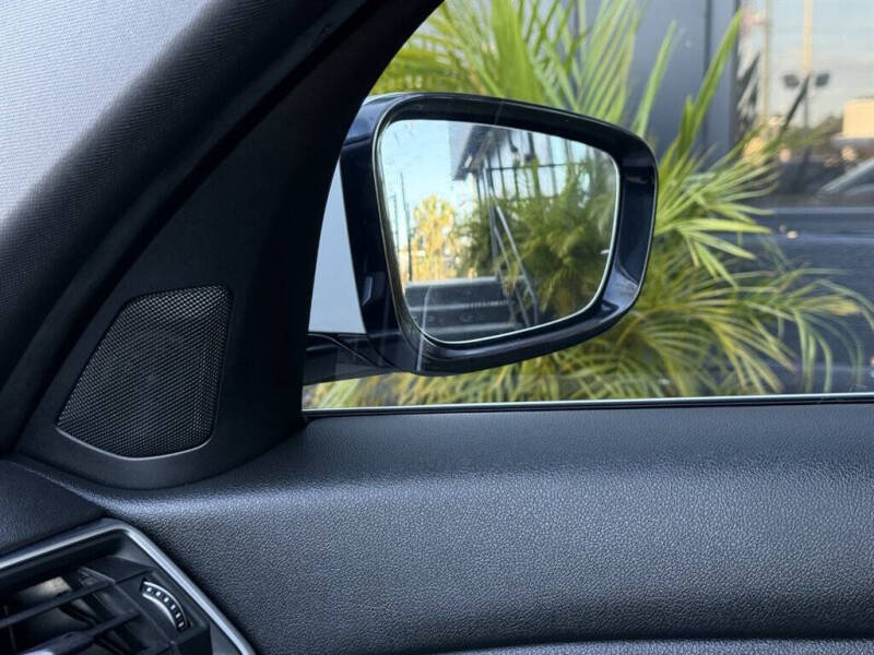 2019 BMW 3 Series 330i